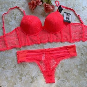 French Affair Set Lace Ultimate Plunge LongLine Push Up  Bra & Thong.NWT